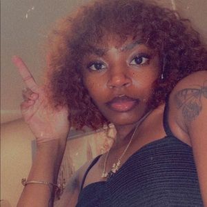 Meet your Posher, Tamara